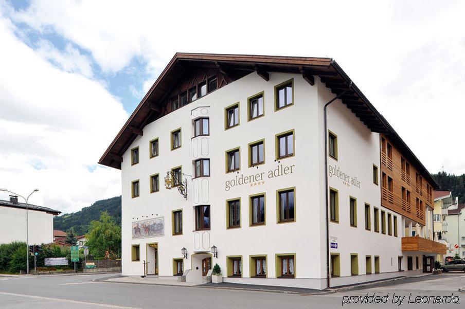 Hotel Goldener Adler Wattens Exterior photo